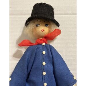 Rare VTG GROMADA Polish Wooden Peg Doll  TRADITIONAL COSTUME w/ Tag 1988 Poland